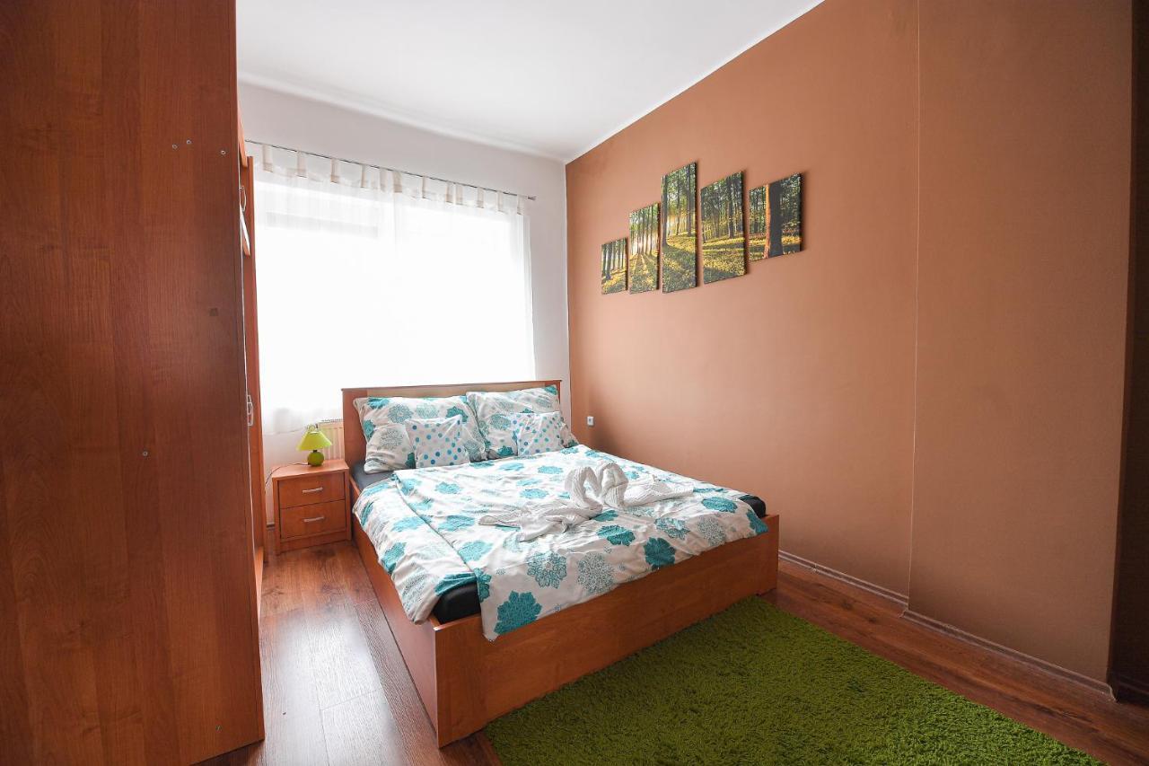 Kókusz Apartmanok Eger Habitación foto
