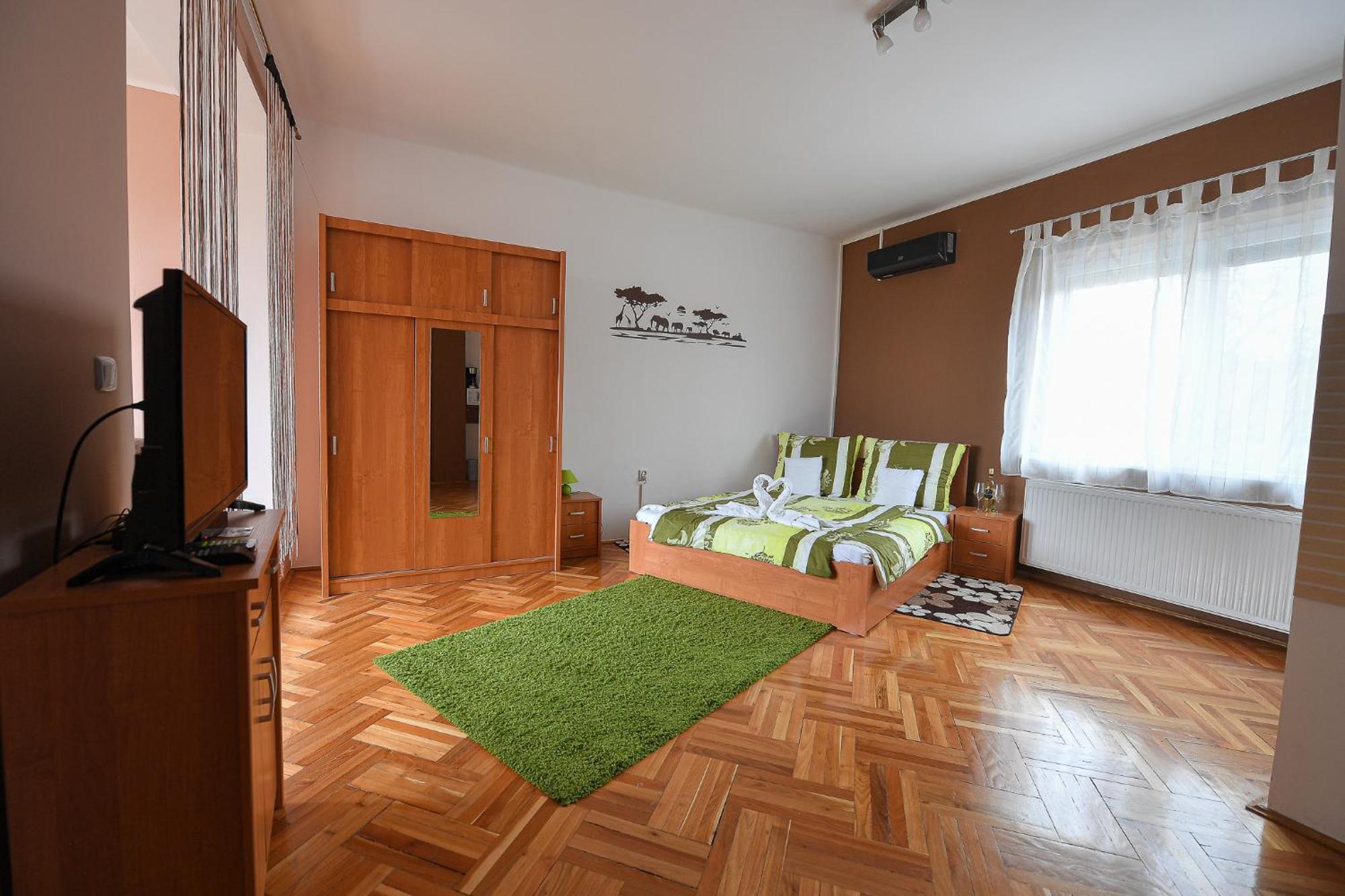 Kókusz Apartmanok Eger Habitación foto
