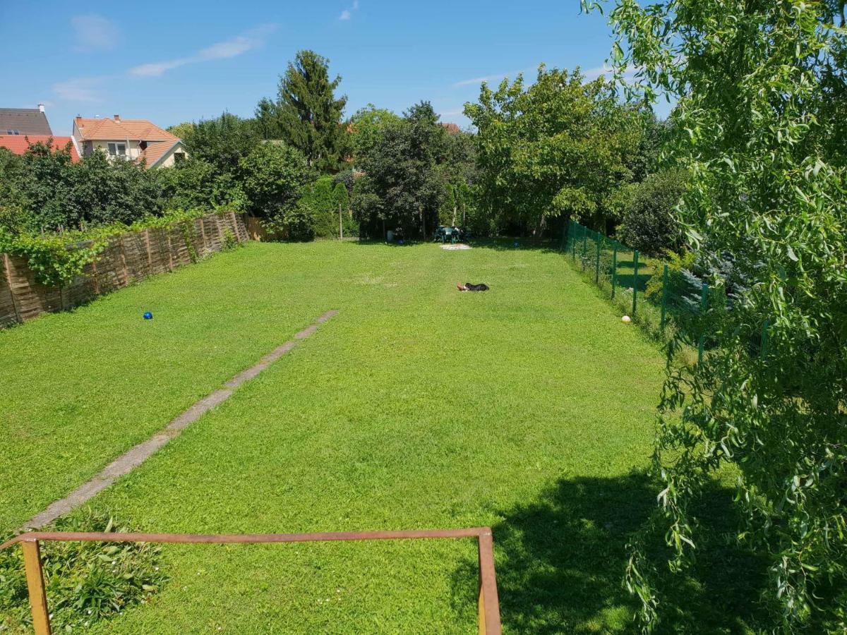 Kókusz Apartmanok Eger Exterior foto